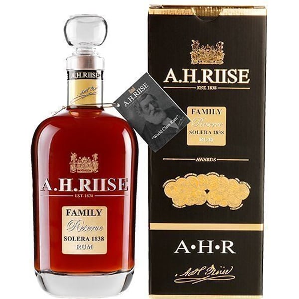 A.H. Riise Family Reserve Solera 1838 Rum 70cl