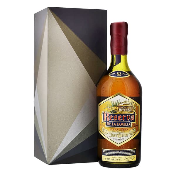 José Cuervo Añejo Reserva de la Familia 70cl